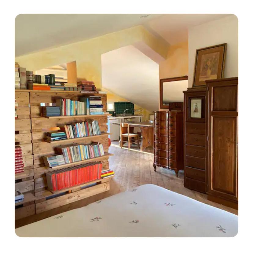 Corelli & Company Rose Musica E Libri Santa Marta Esterno foto